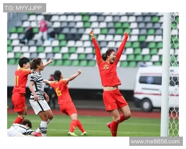 U16女足对阵美国精彩比赛视频回顾与精彩瞬间分析